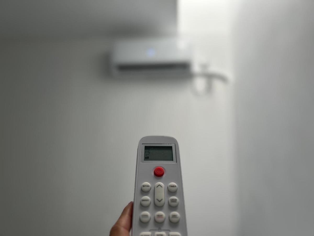 Hostel Ramon Lujan 91 Madryt Zewnętrze zdjęcie