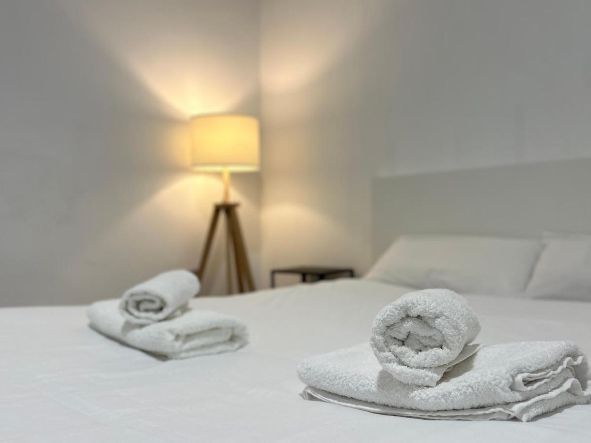Hostel Ramon Lujan 91 Madryt Zewnętrze zdjęcie