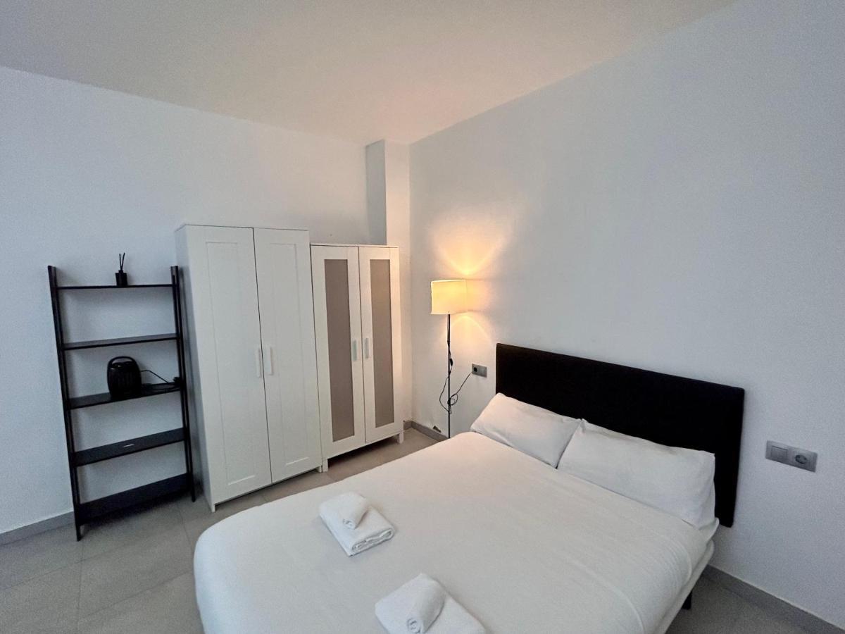 Hostel Ramon Lujan 91 Madryt Zewnętrze zdjęcie